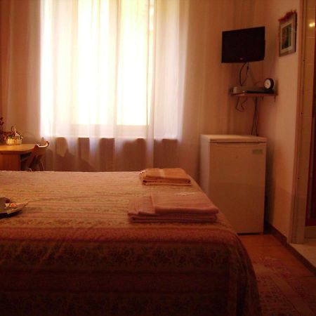 B&B Vaticanrooms Rome Exterior photo