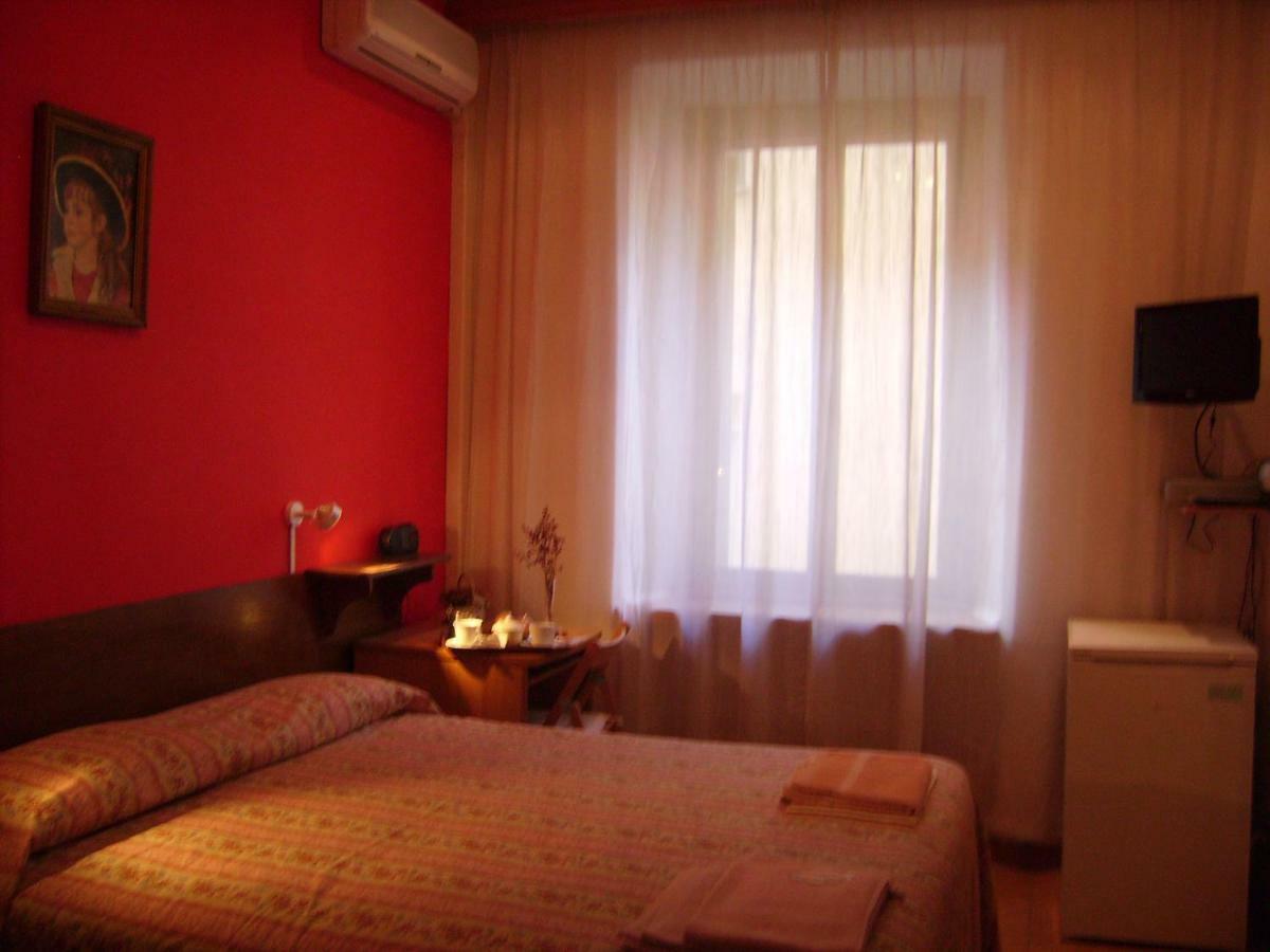 B&B Vaticanrooms Rome Exterior photo